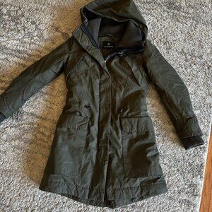 RAINFOREST brand parka with thermo luxe lining. XS